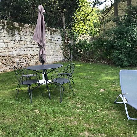 Le Petit Domaine Des Aubuis Apartment Шинон Екстериор снимка