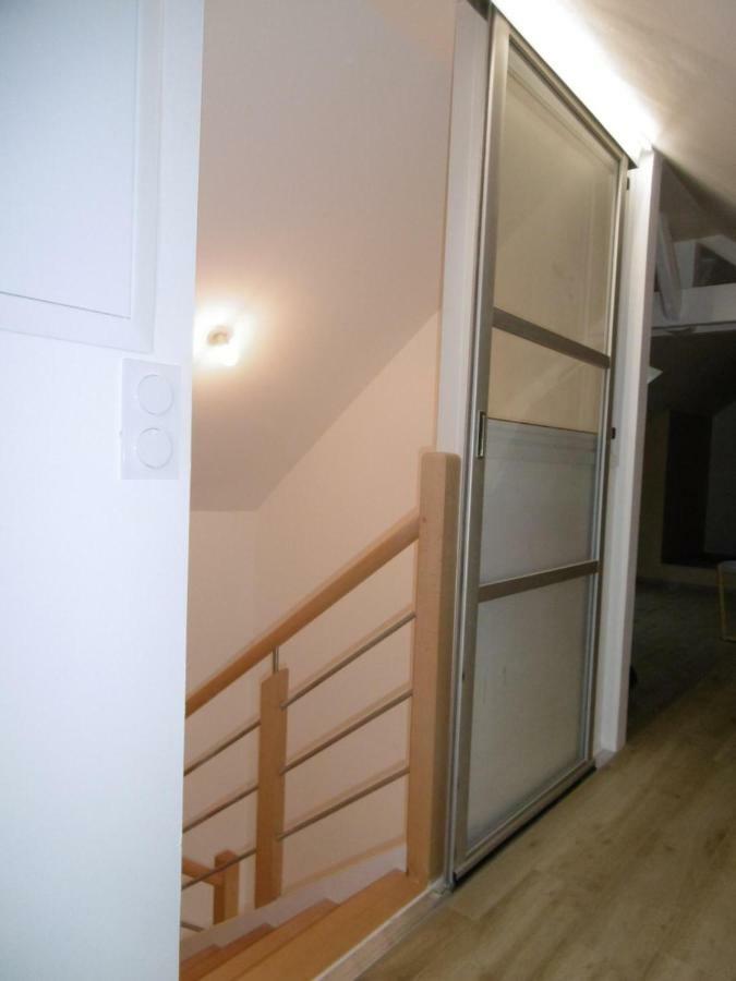 Le Petit Domaine Des Aubuis Apartment Шинон Екстериор снимка